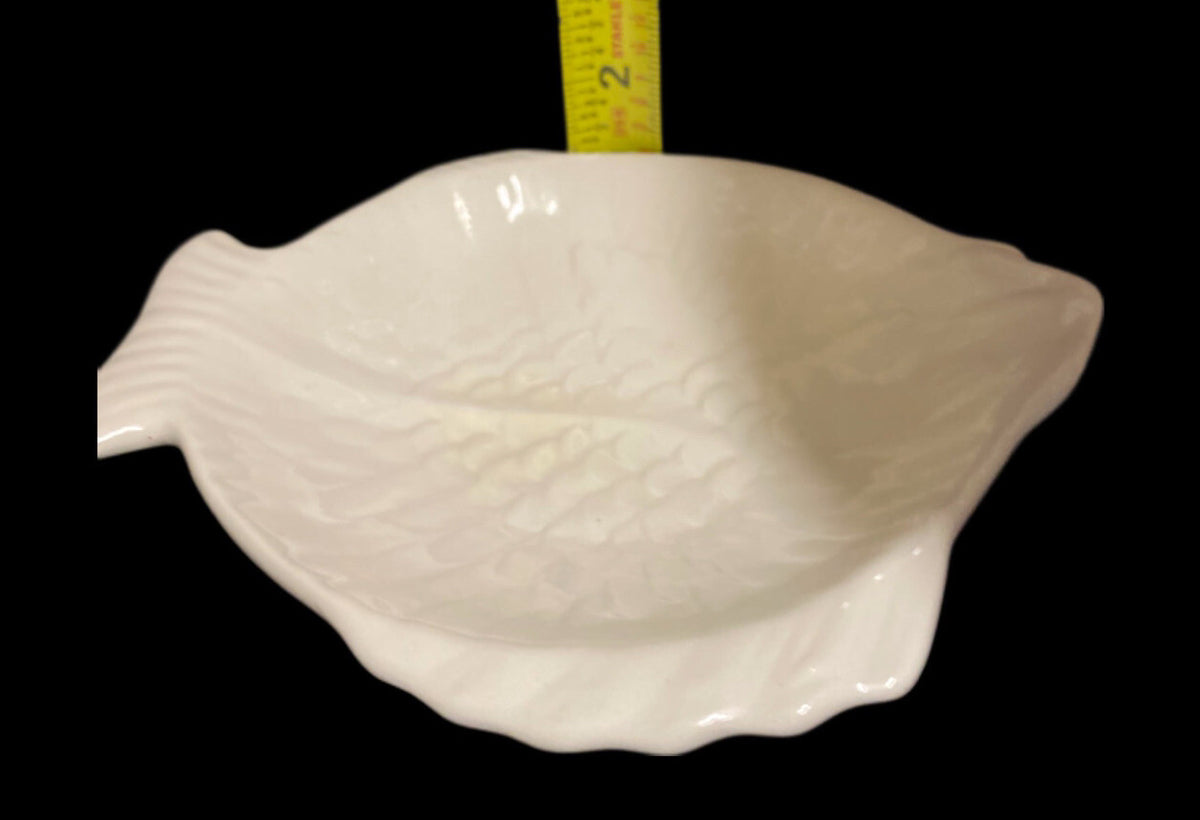 Holland Mold Fish Plates Set of 4 Appetizer Condiment Dish Cream Ceramic 7 1/2"L
