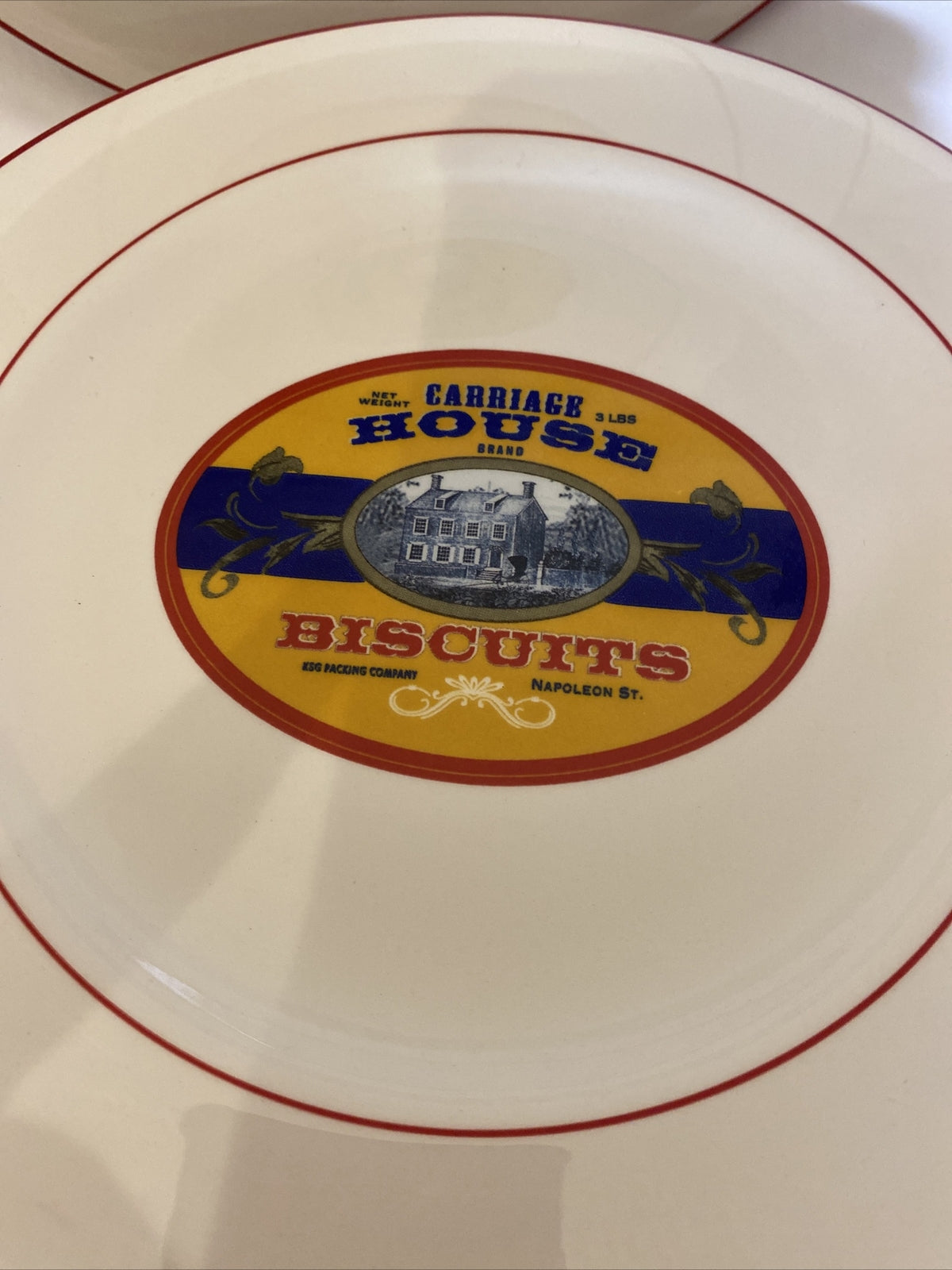 Williams Sonoma Carriage House Biscuits 4 White Luncheon/Salad Plates Red Trim