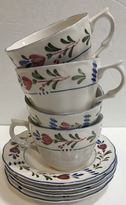 Nikko Provincial Avondale Set of 4  White Cup & Saucer Red With Blue Flowers