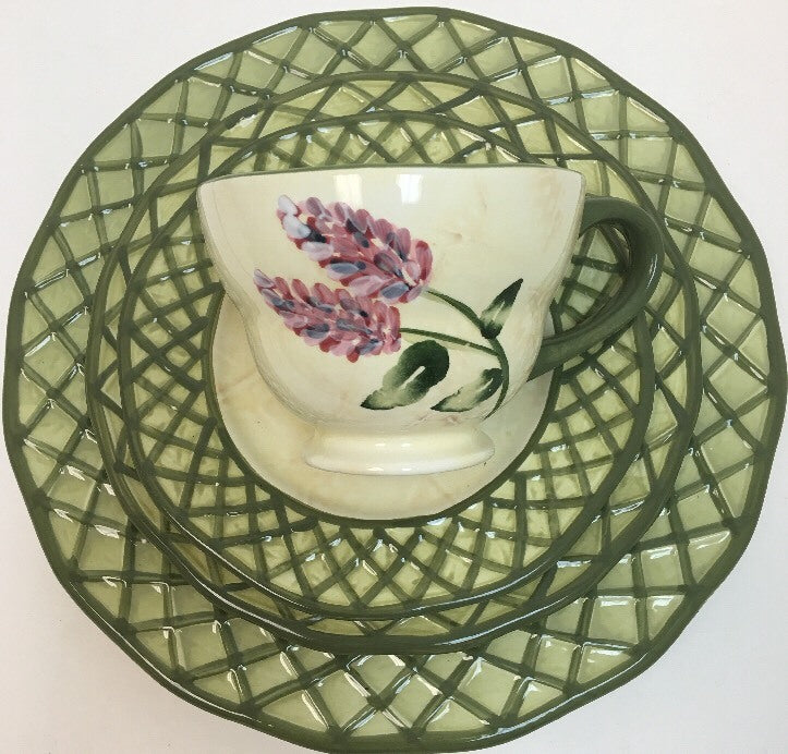 Lynns Earthenware 14 Piece EMMA'S GARDEN Green Lattice Dinner Salad Cup Saucer