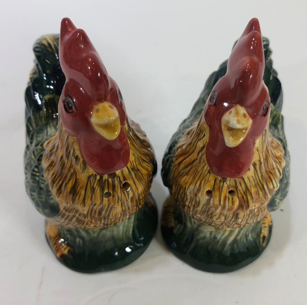 Salt & Pepper Shakers Kitchenware Dinning Table Collection Collectibles