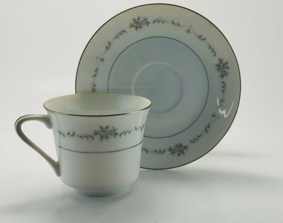 Wyndham VALENCIA Fine China Japan 364 Floral Silver Trim Dinnerware Collection