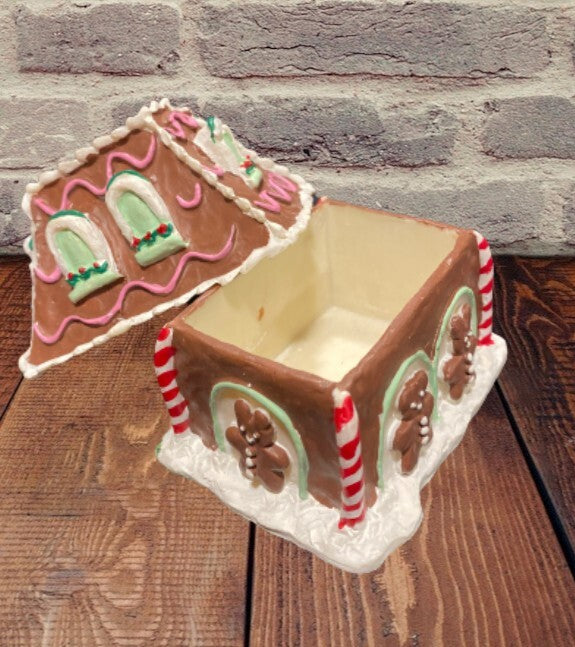 GingerBear Trinket Box Manor Grand VanderBall Christmas 1997 North American Bear