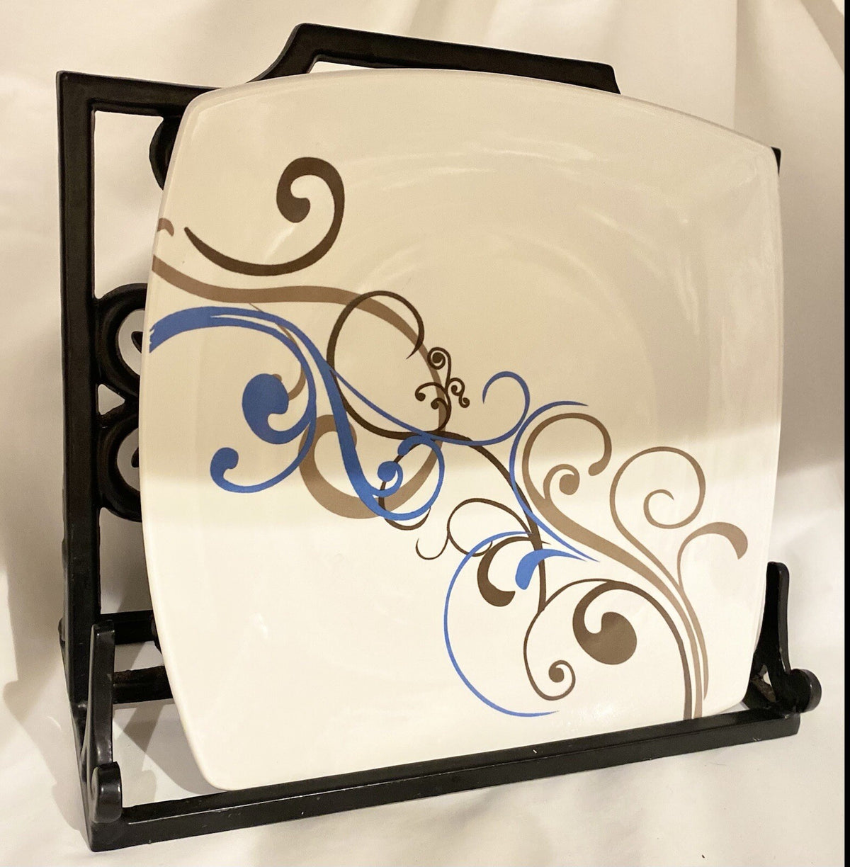 Coventry CHOCO SCROLL 4-Square Dinner Plates Fine China Porcelain  (PTS) Int'l.