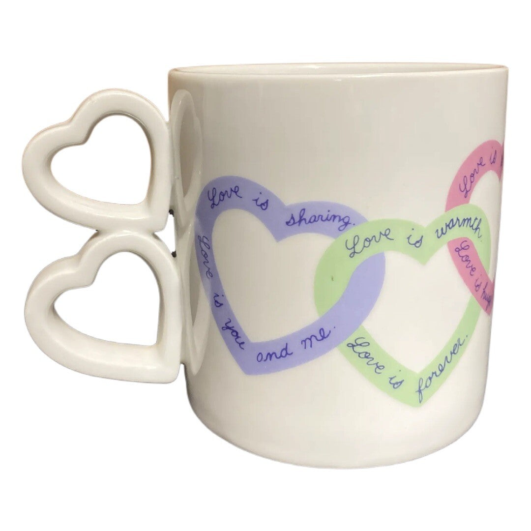 AVON Ceramic Coffee Mug Linked Hearts Sweet Sentiments Love Is Rainbows-Valentin