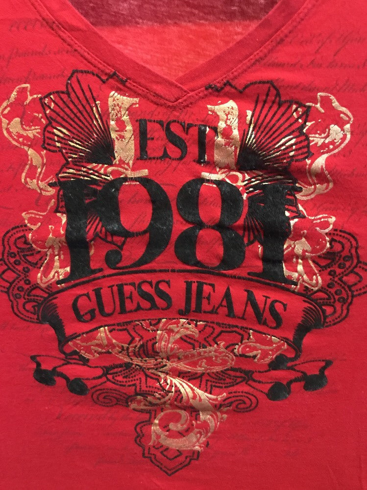 Guess Jeans EST 1981 Red V-Neck Graphic T-Shirt Women’s Small Gold Foil Logo
