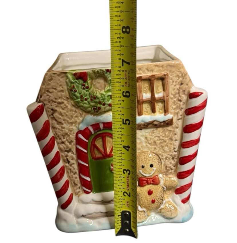 Sleigh Bell Bistro Gingerbread House Ceramic Cookie Jar Christmas Decor