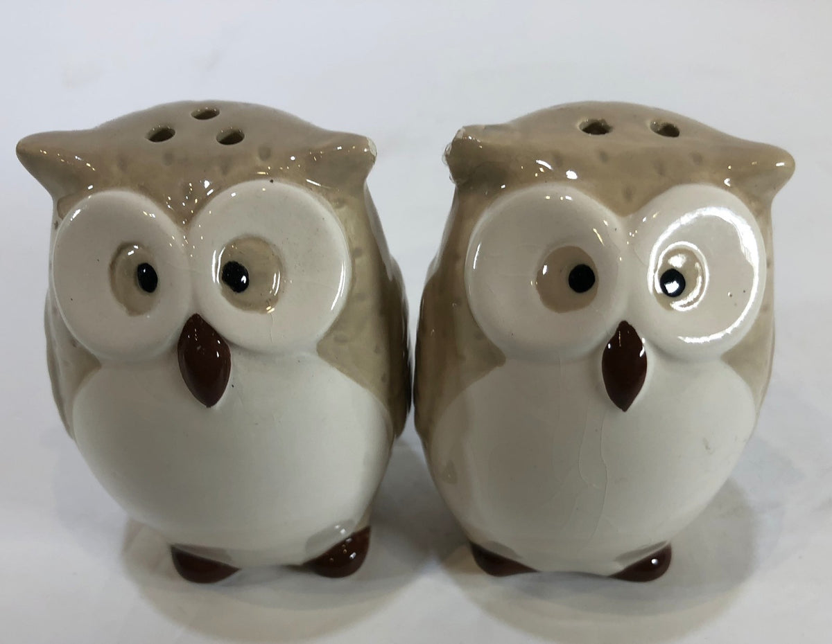Salt & Pepper Shakers Kitchenware Dinning Table Collection Collectibles