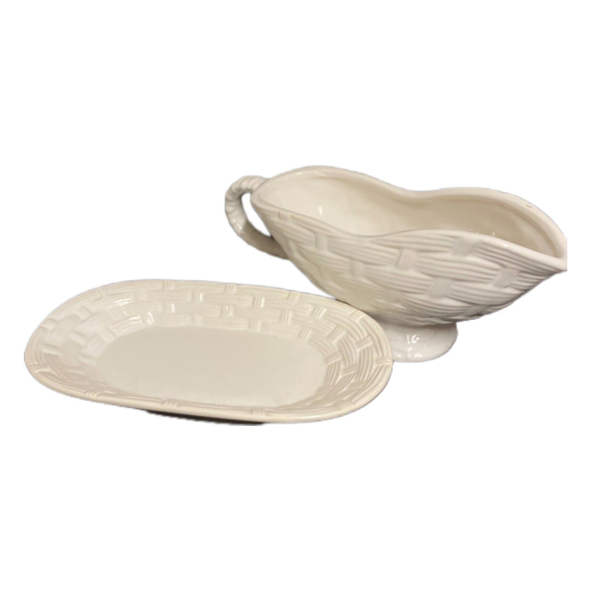 ROSE GARDEN Gravy Boat & Underplate White Basketweave Design Taiwan Stoneware