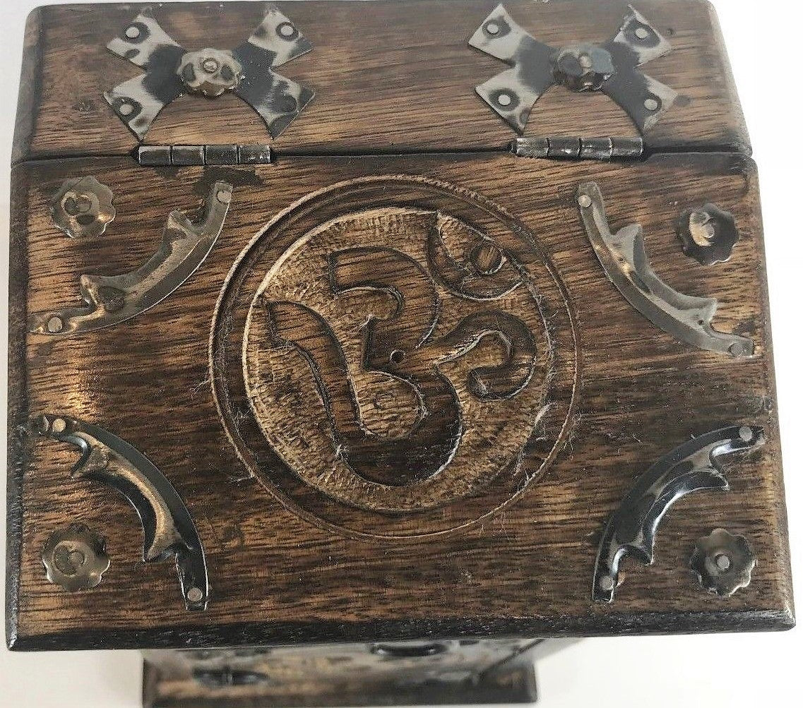 Vintage Look Mango Wood Jewelry Box Organizer Hand-Carved Treasure Chest 8.5" H