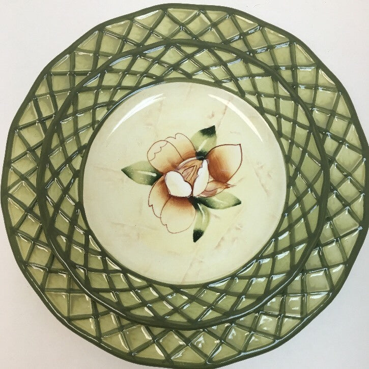 Lynns Earthenware 14 Piece EMMA'S GARDEN Green Lattice Dinner Salad Cup Saucer