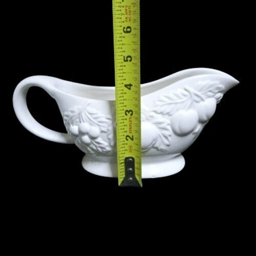 Gibson Designs GRACIOUS GATHERING Gravy Boat & Underplate 7 ¾”D White Embossed