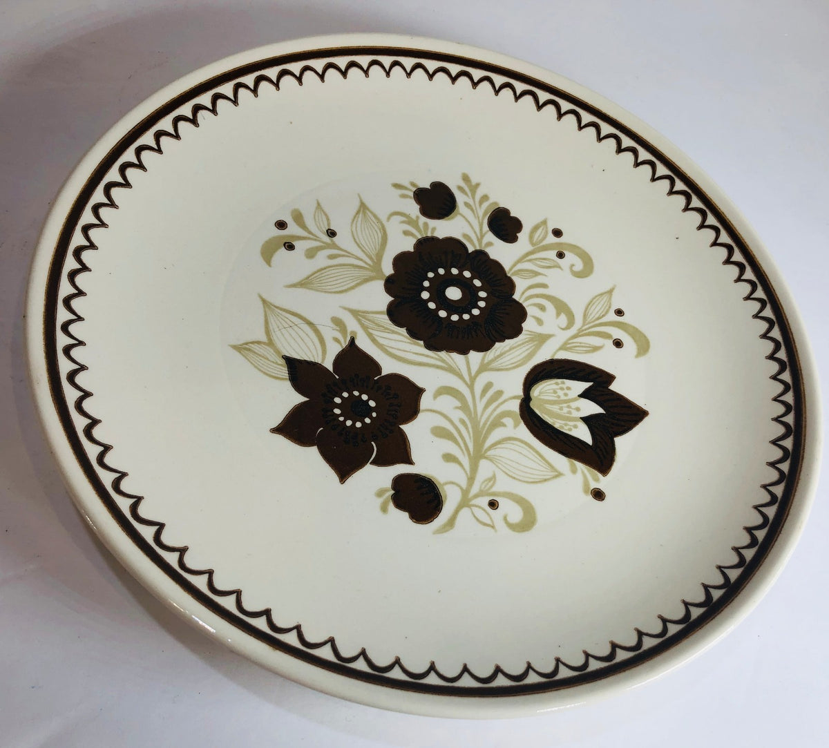 Vintage Jeannette Royal China NUTMEG Ironstone Dinnerware Ovenproof USA Floral