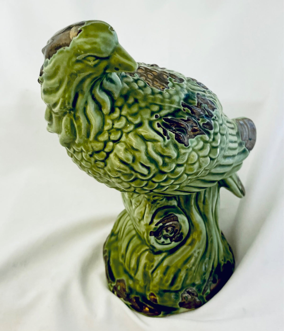 Rustic Green Ceramic Country Bird Perched on Branch Statue Home Decor Accent 10"