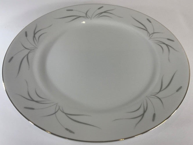 Mikas DUSK BREEZE Jyoto Japan # 8204 Mid-Century Fine China Collection Gold Trim