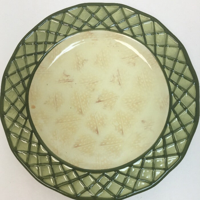 Lynns Earthenware 14 Piece EMMA'S GARDEN Green Lattice Dinner Salad Cup Saucer