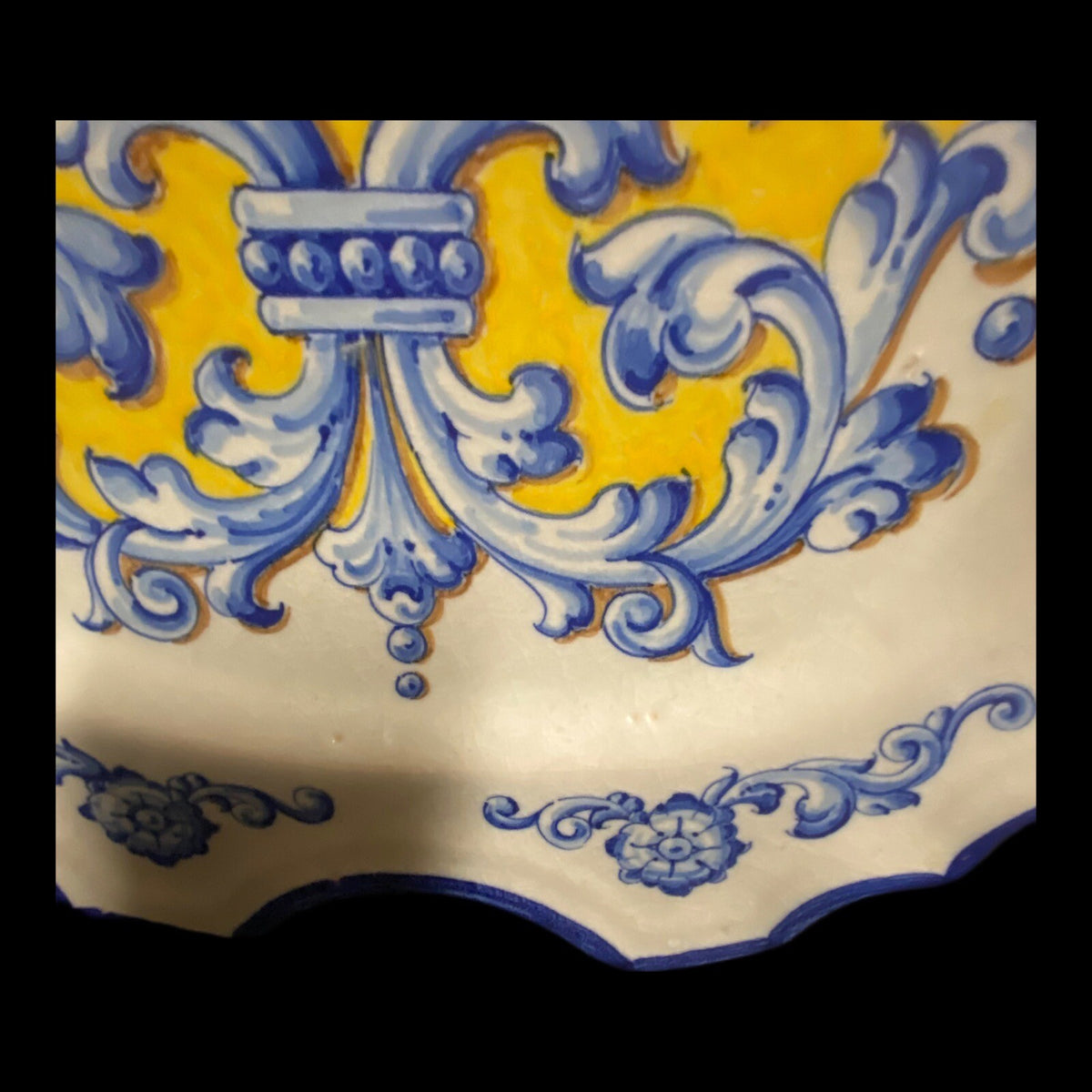 Vintage Mexican TALAVERA San Andrés Hand Painted Platter Serving Wall Hanging