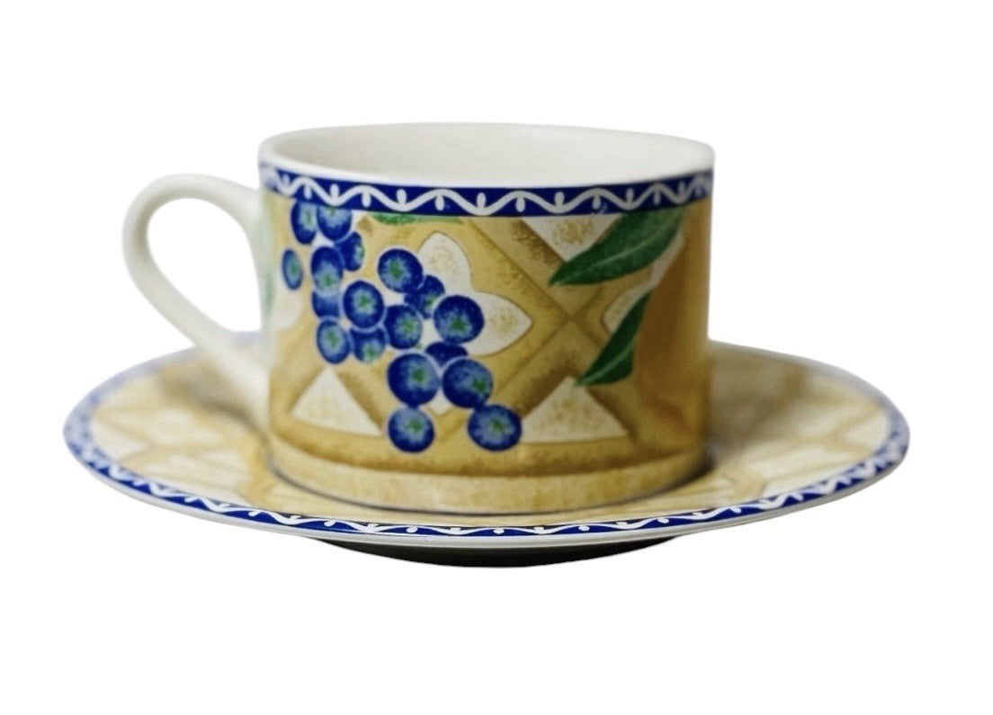 Sango Delight 4869 Set of 5 Cups & 5 Saucers Fruit Pattern Stoneware Vintage