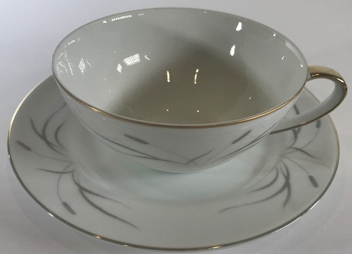 Mikas DUSK BREEZE Jyoto Japan # 8204 Mid-Century Fine China Collection Gold Trim