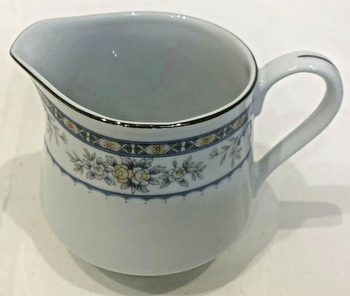 The Sakurai GARDEN Japan Fine Porcelain China Designer Collection Dinnerware