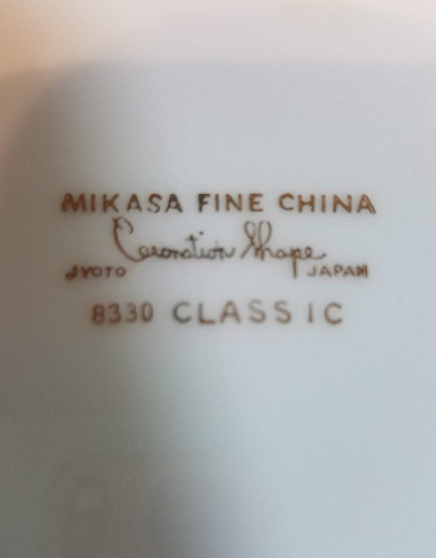 Mikasa Classic CORONATION SHAPE 20 Piece Fine China Jyoto Japan Service For 4