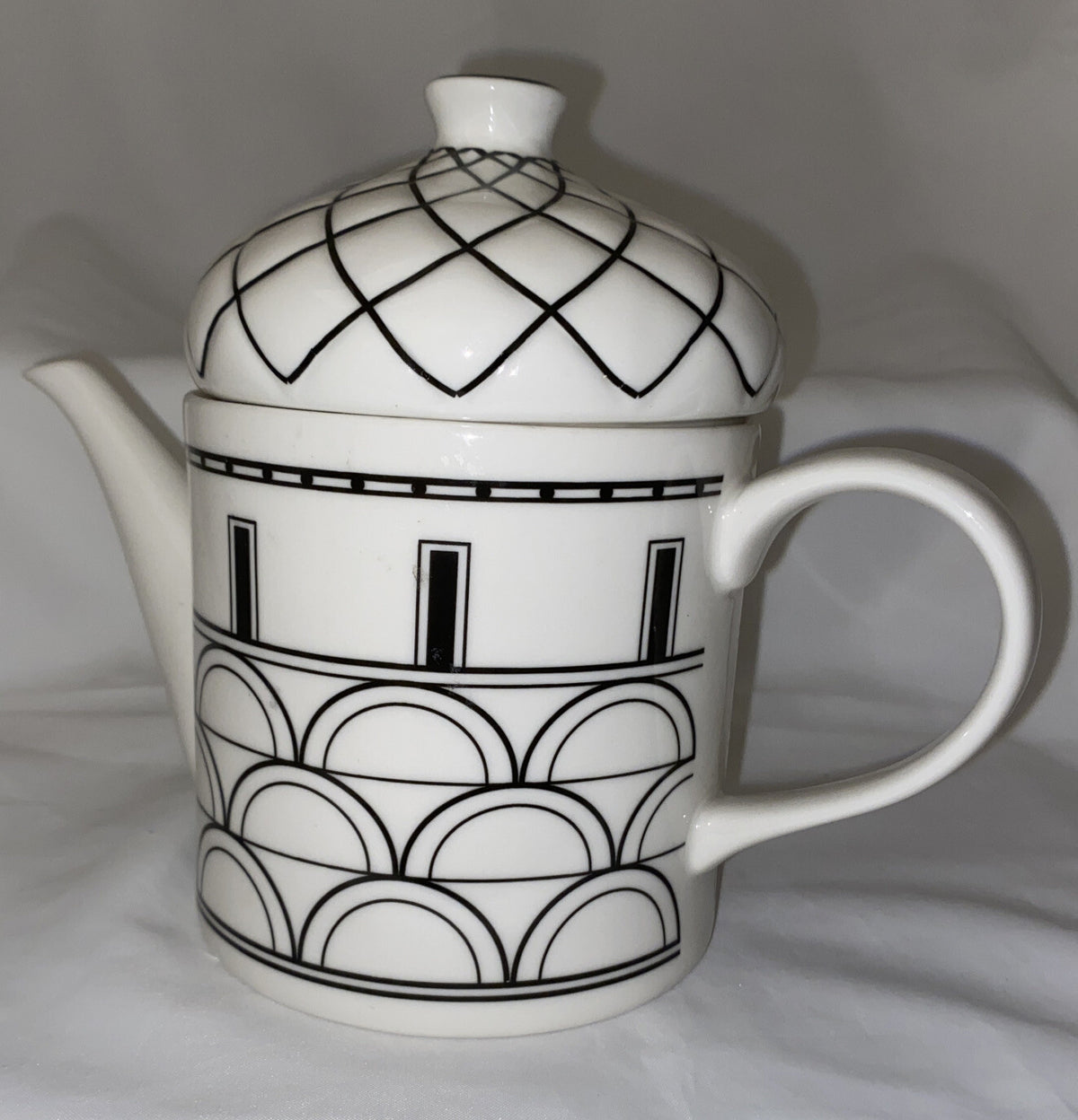 Grace’s Tea-ware Ceramic Teapot With Lid  Abstract Black & White 6 1/4”H