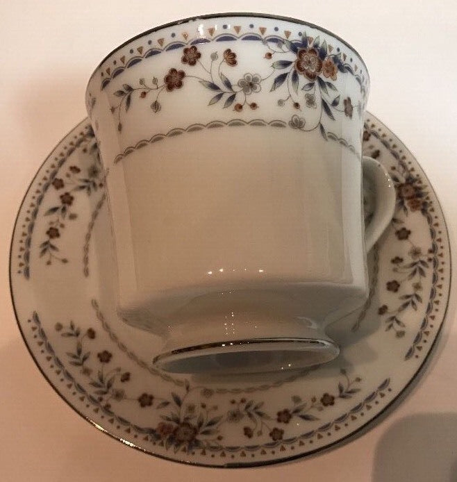 Claremont Japan WADE SONE 16 Piece China Porcelain 4 Piece Place Setting for 4