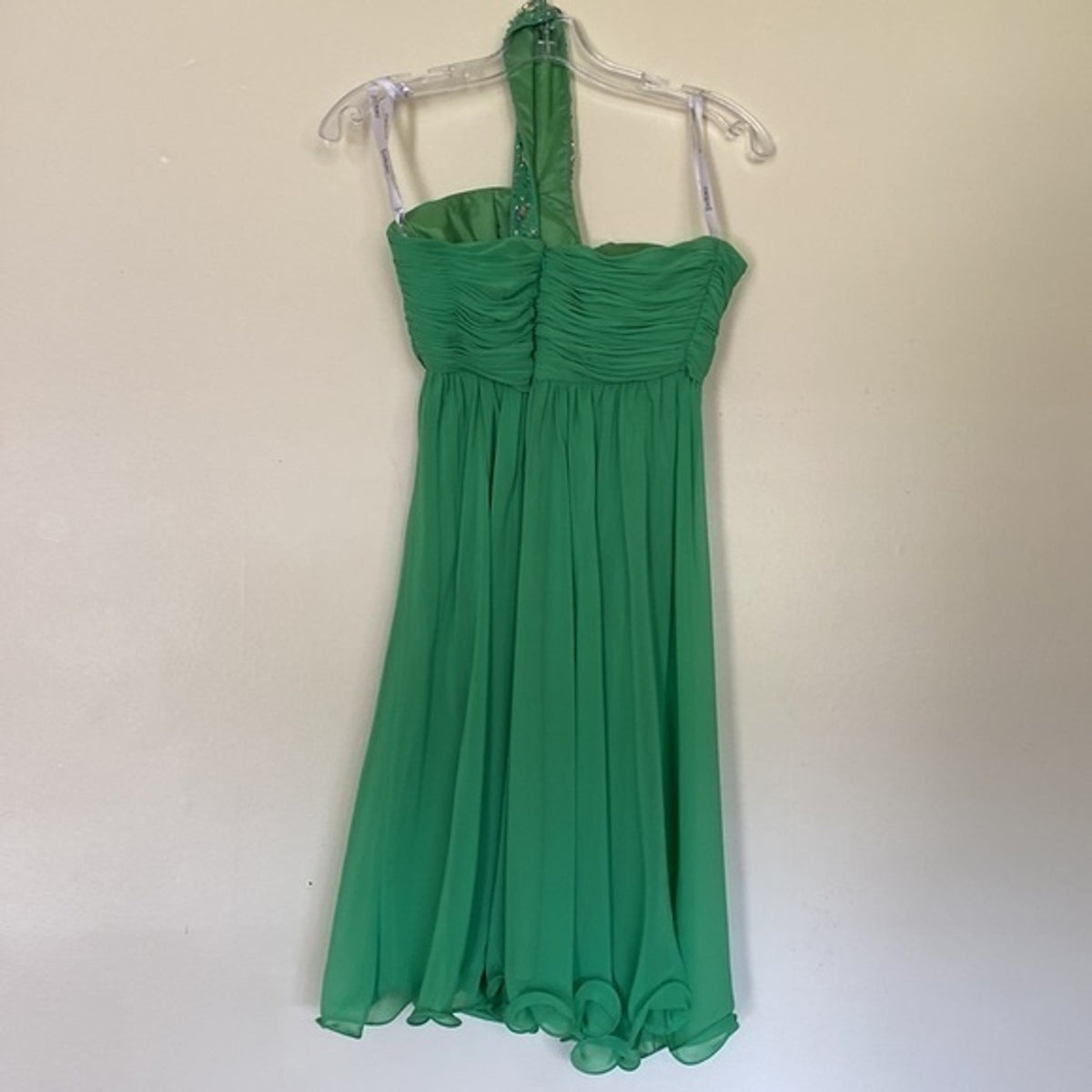 Tony Bowls Mon Cheri Bridals Beads Sequins Sz. 4 Mini Dress Lime Green