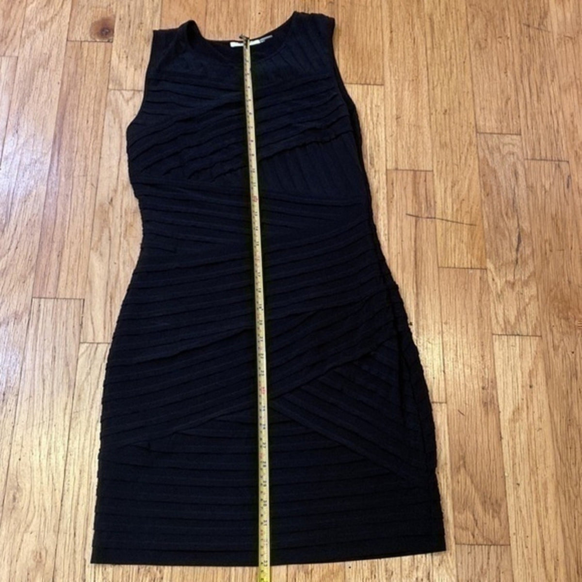 Calvin Klein textured black sleeveless sheath dress Size Small