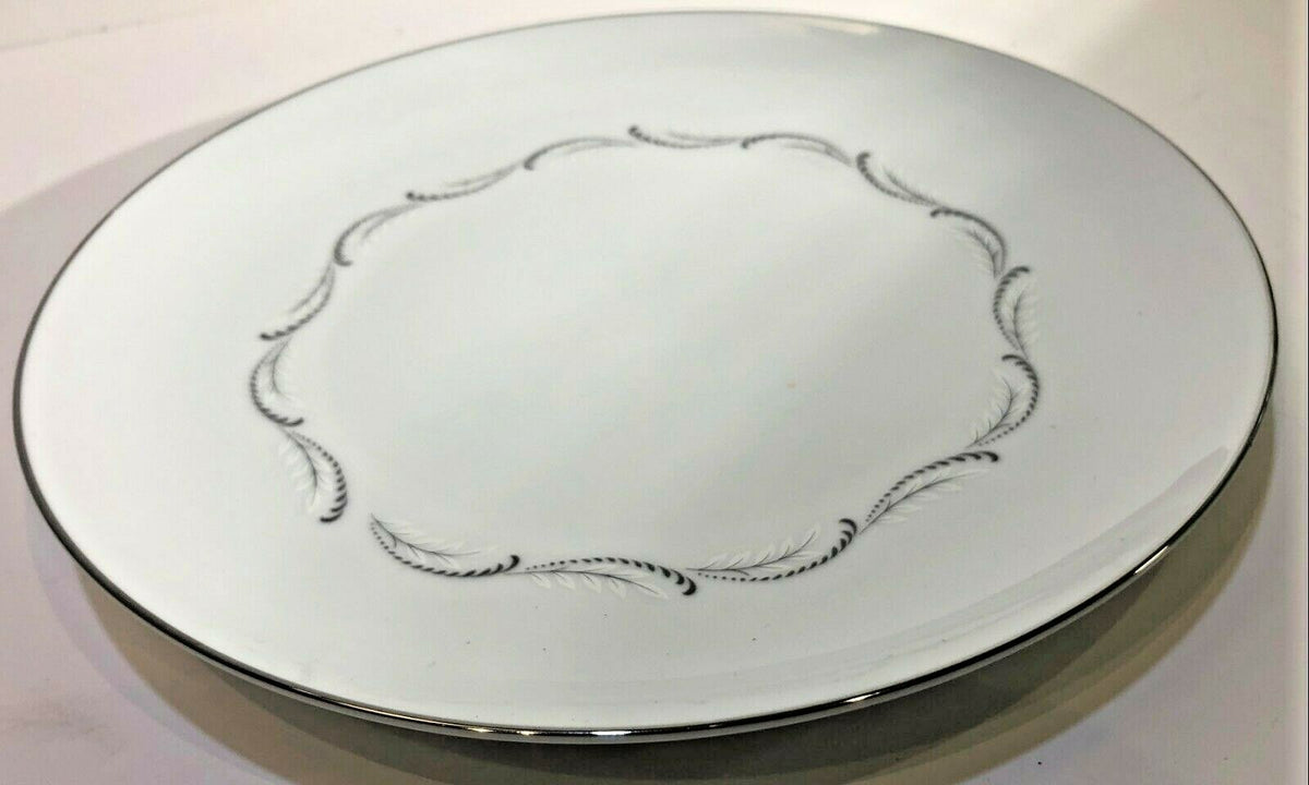 Mikasa ODETTE Fine China Dinnerware Collection Japan 5718