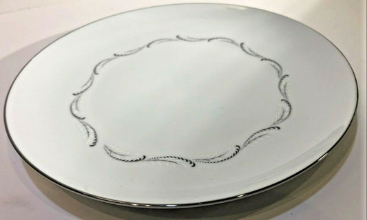 Mikasa ODETTE Fine China Dinnerware Collection Japan 5718