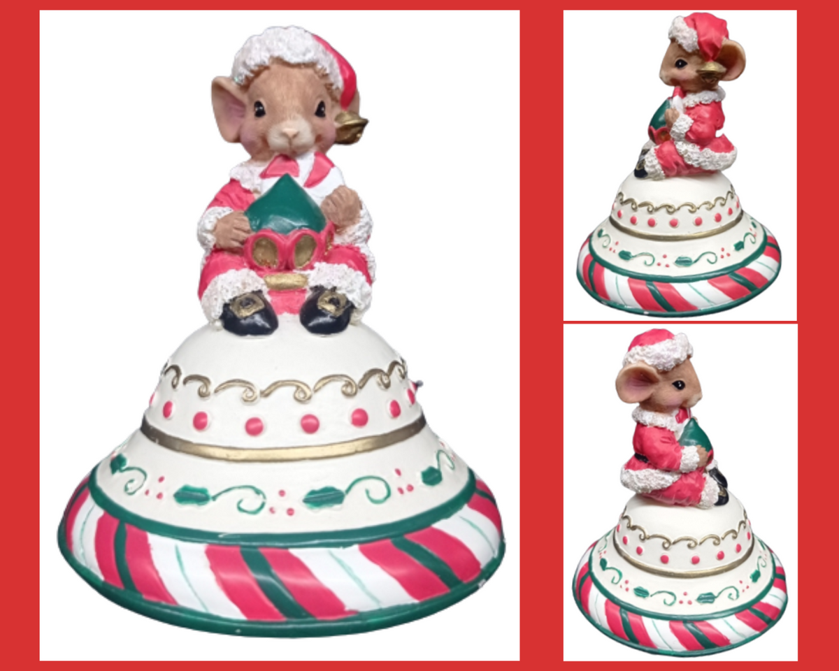 Christmas Santa Claus Mouse White Gold Green Red Holiday Home Decor Bell Shape