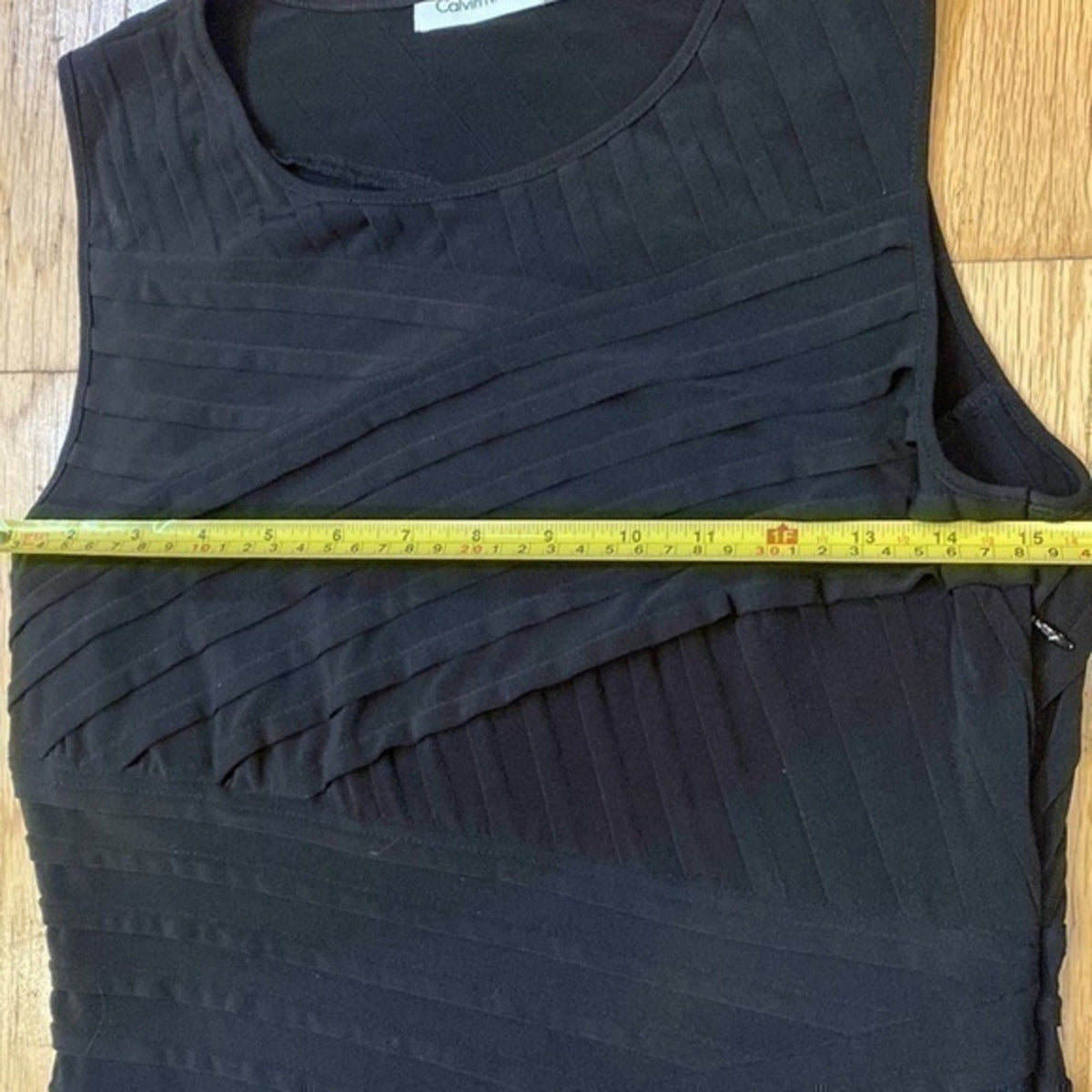 Calvin Klein textured black sleeveless sheath dress Size Small