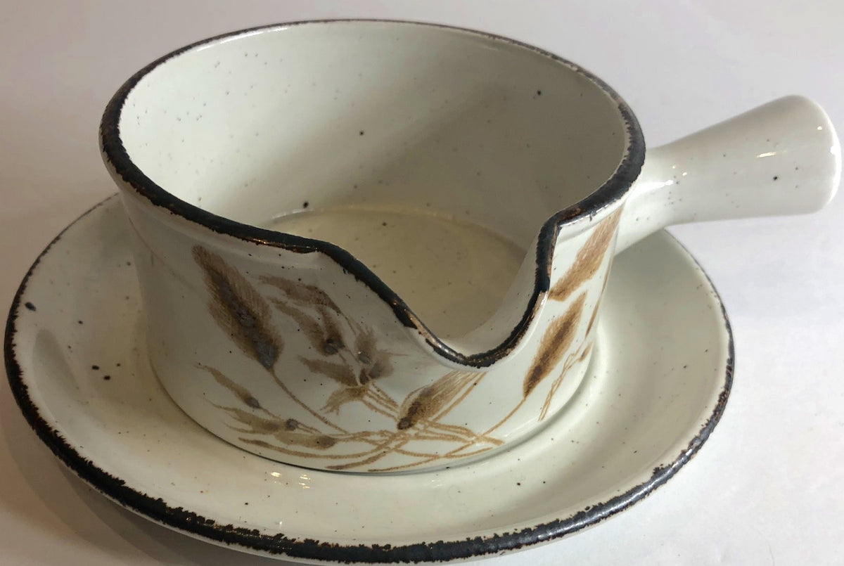 Midwinter Wild Oats Stonehenge England Collection "Oven to Tableware"