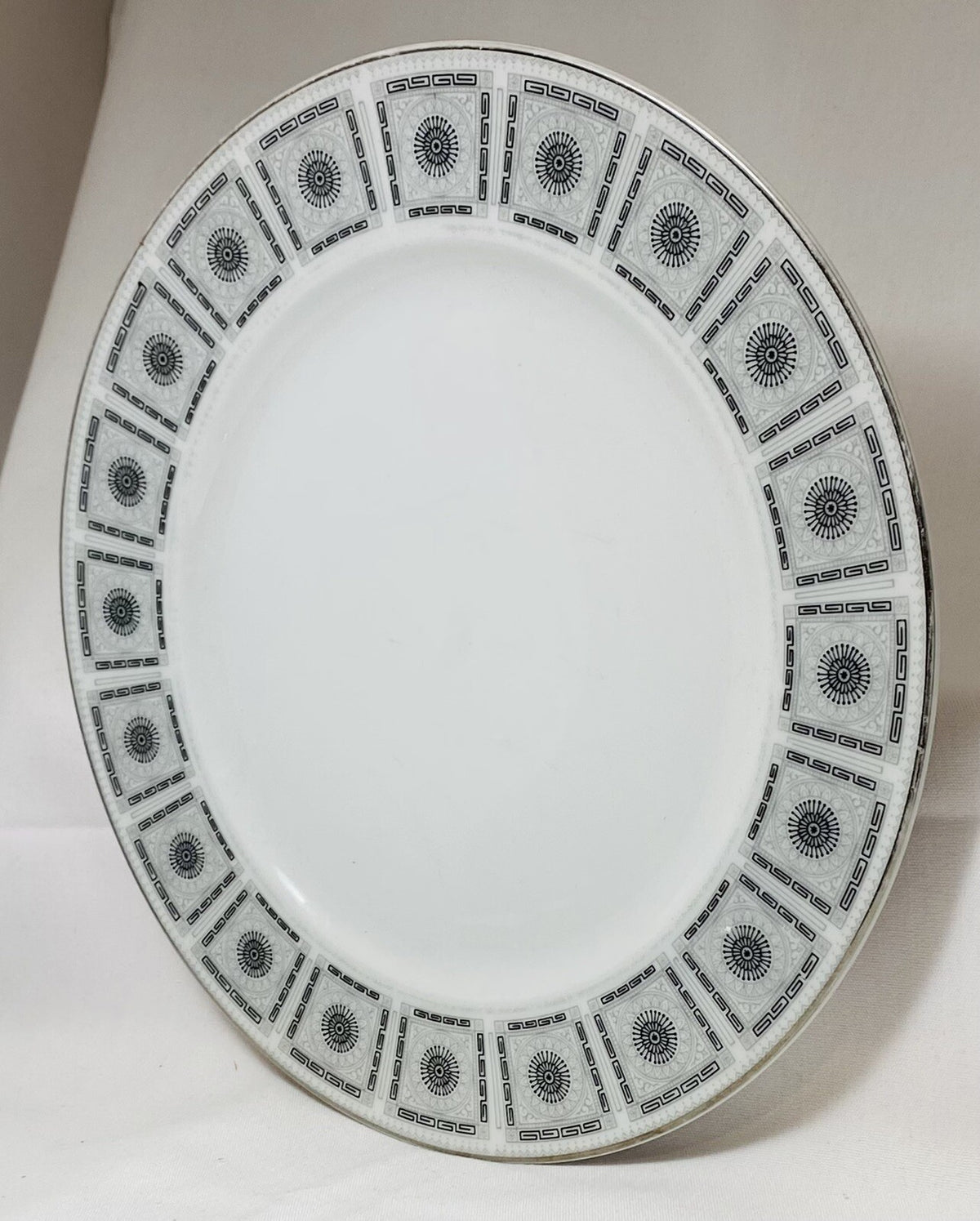 Vintage & Rare Norleans "APOLLO" Fine China Geometric Design Dinner Plate 101/2"