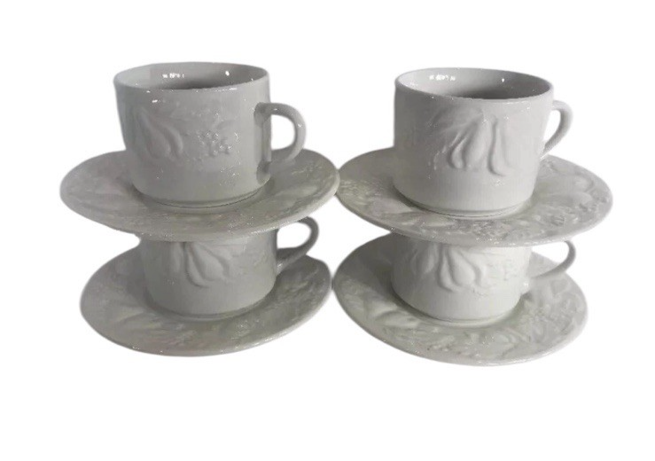 Tabletops Unlimited Fruit de Blanc Embossed Cups & Saucers Set of 4 (1995)