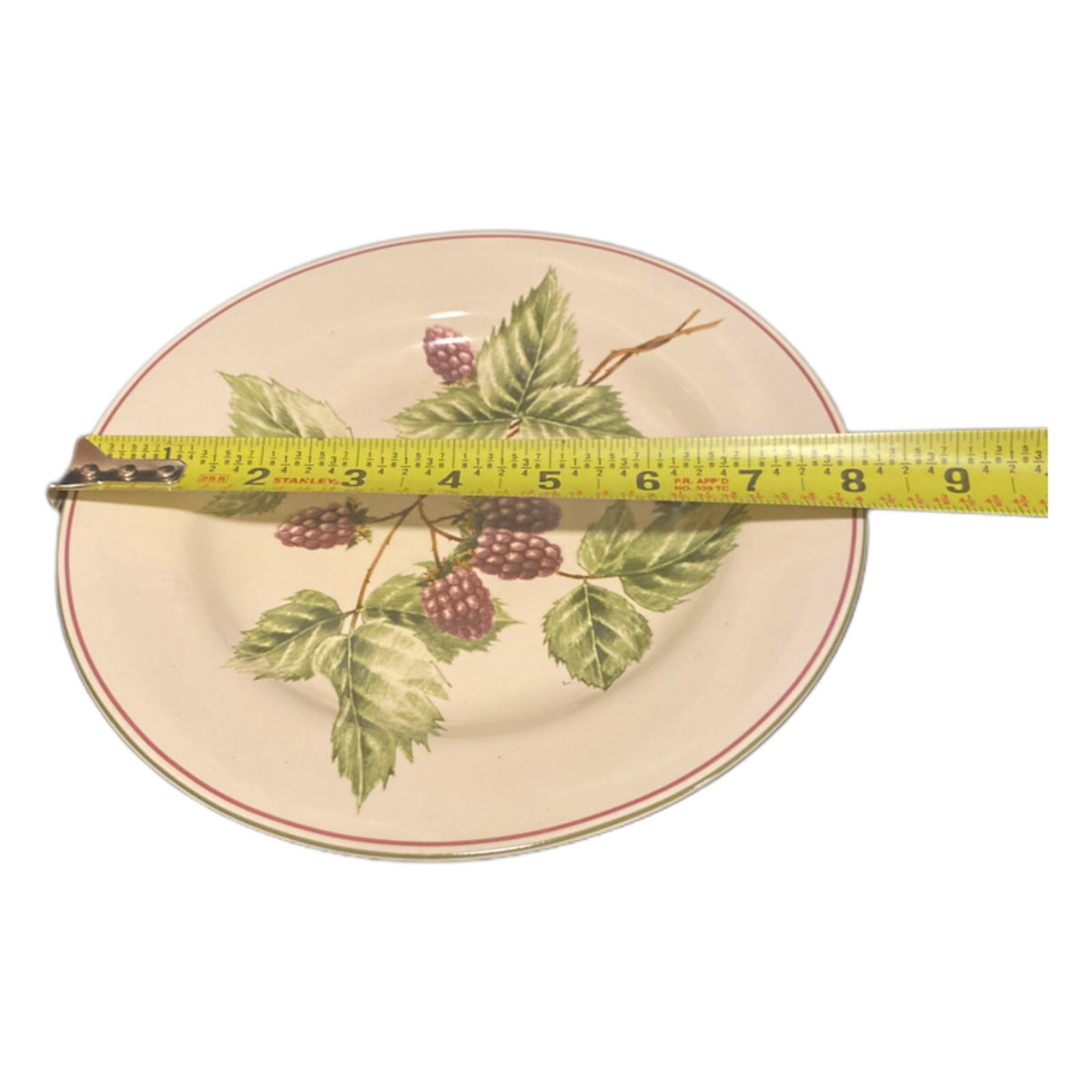 Oneida Sakura BERRY FIELDS Salad Dessert Plate Stoneware Purple Berries