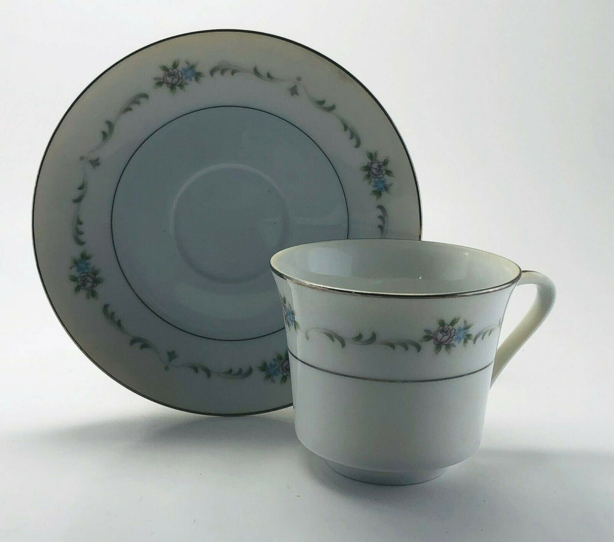Wyndham VALENCIA Fine China Japan 364 Floral Silver Trim Dinnerware Collection