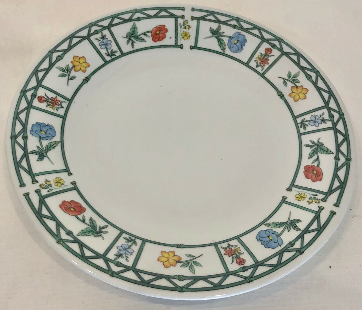 Lynn's China MAYFLOWER Dinnerware Collection