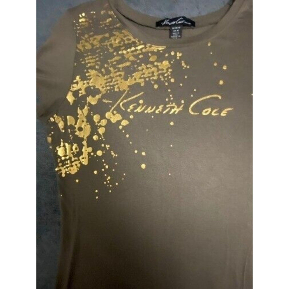 Kenneth Cole Women's T-Shirt Short Sleeves Green Gold Foil Graphic Scoop Neck MD