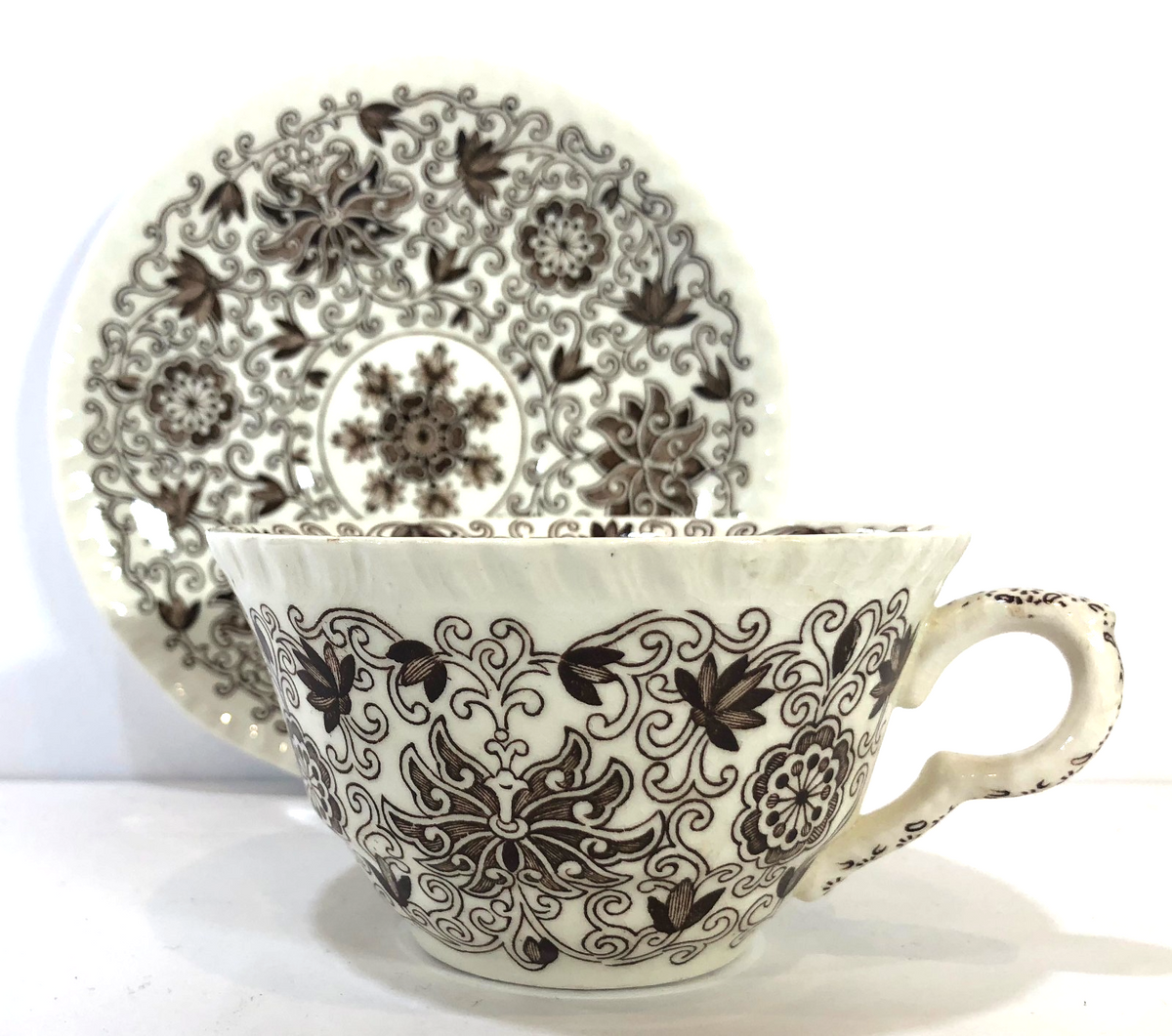 Mason’s Ironstone 2-Cups & 2-Saucers – Bow Bells – England Vintage Set