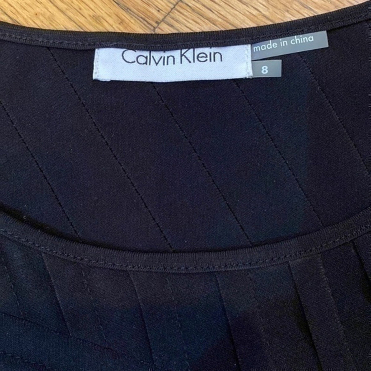Calvin Klein textured black sleeveless sheath dress Size Small