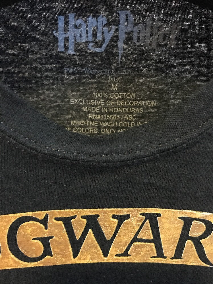 Harry Potter Hogwarts Black Tee Women’s M Warner Bros Gold Crest 100% Cotton