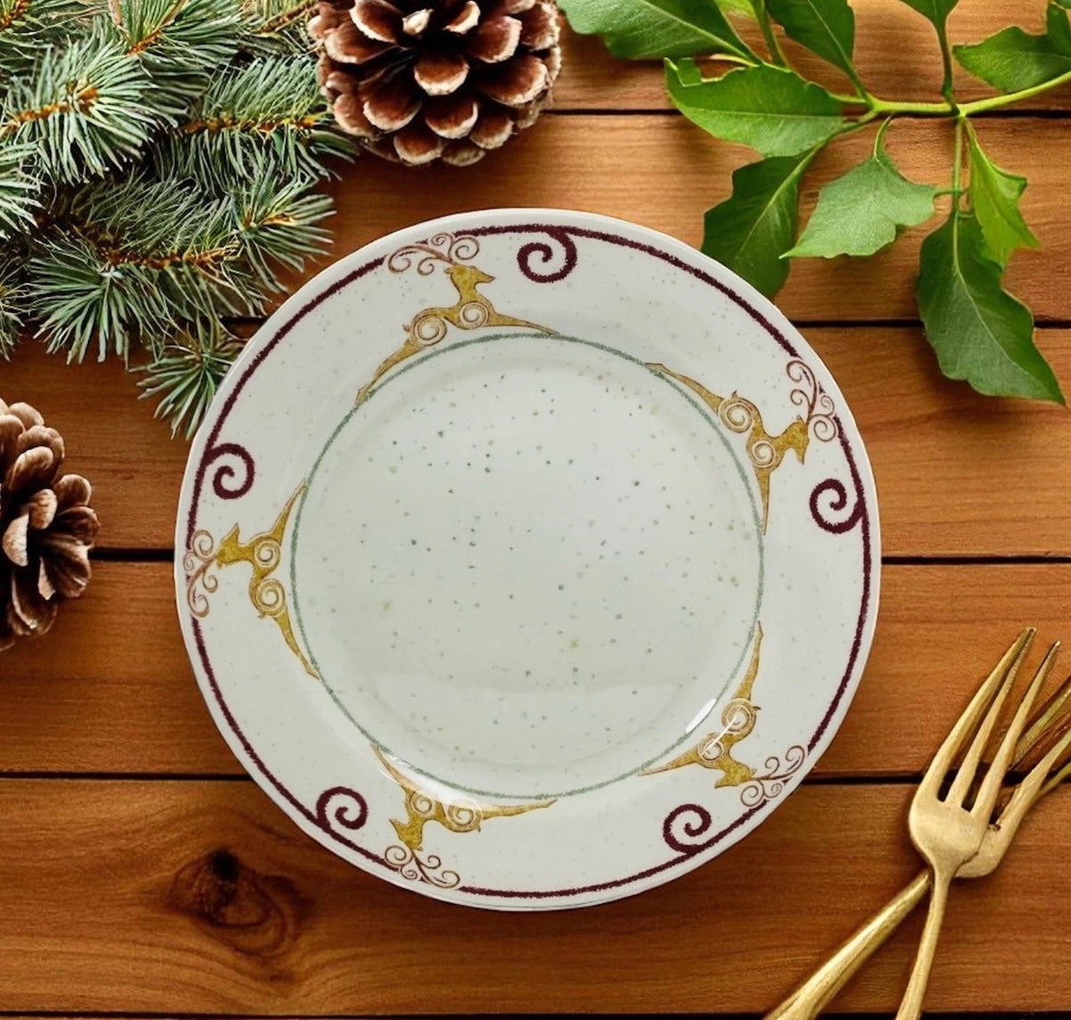 Pier 1 Rustic Reindeer Dinner Plates 10.25” Holiday Christmas England Set Of 2
