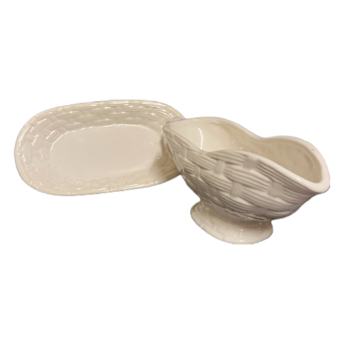 ROSE GARDEN Gravy Boat & Underplate White Basketweave Design Taiwan Stoneware