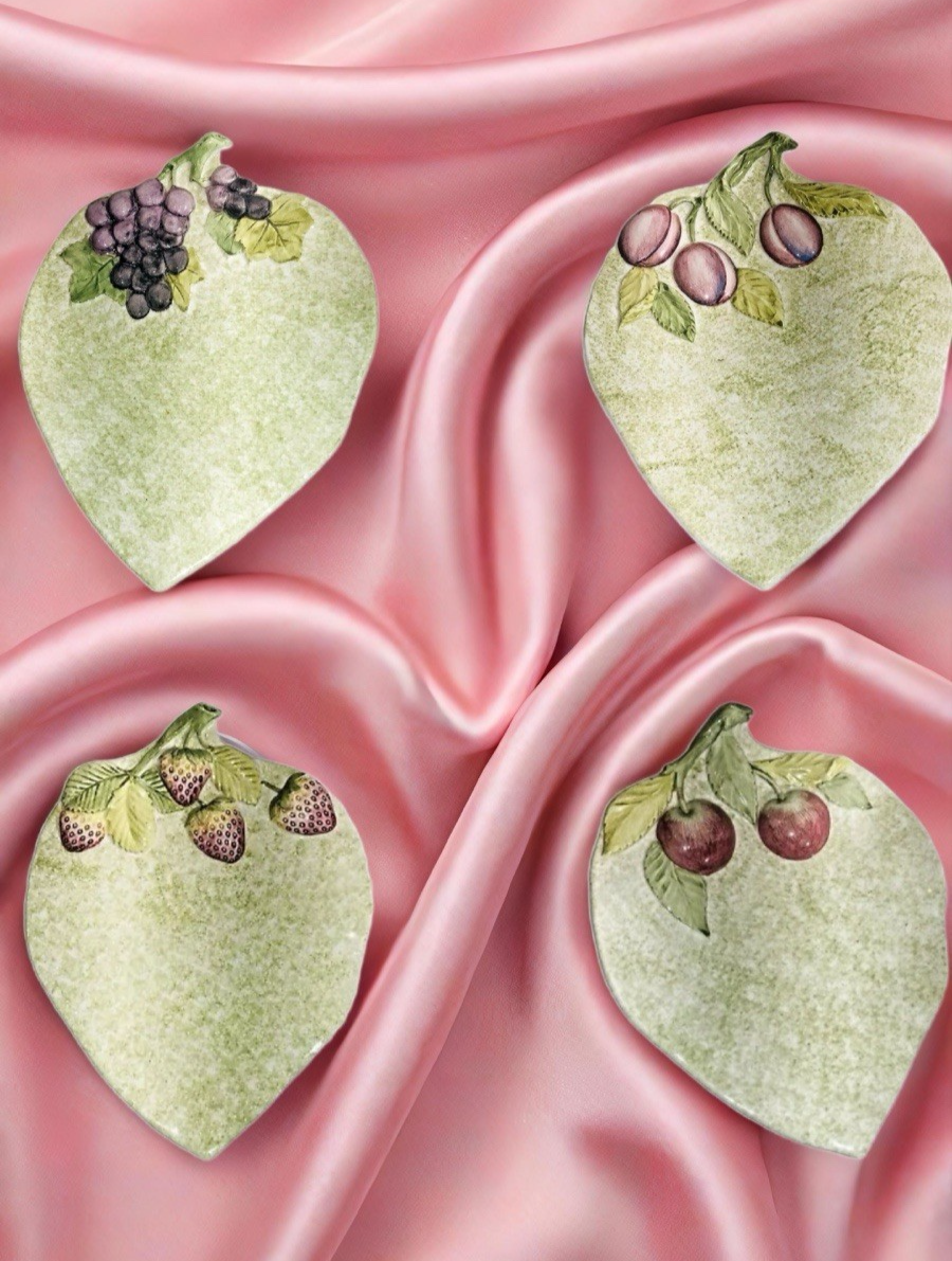 Set of 4 San Marco Nove Italy Leaf Plates – Cherry, Grape, Plum, Strawberry