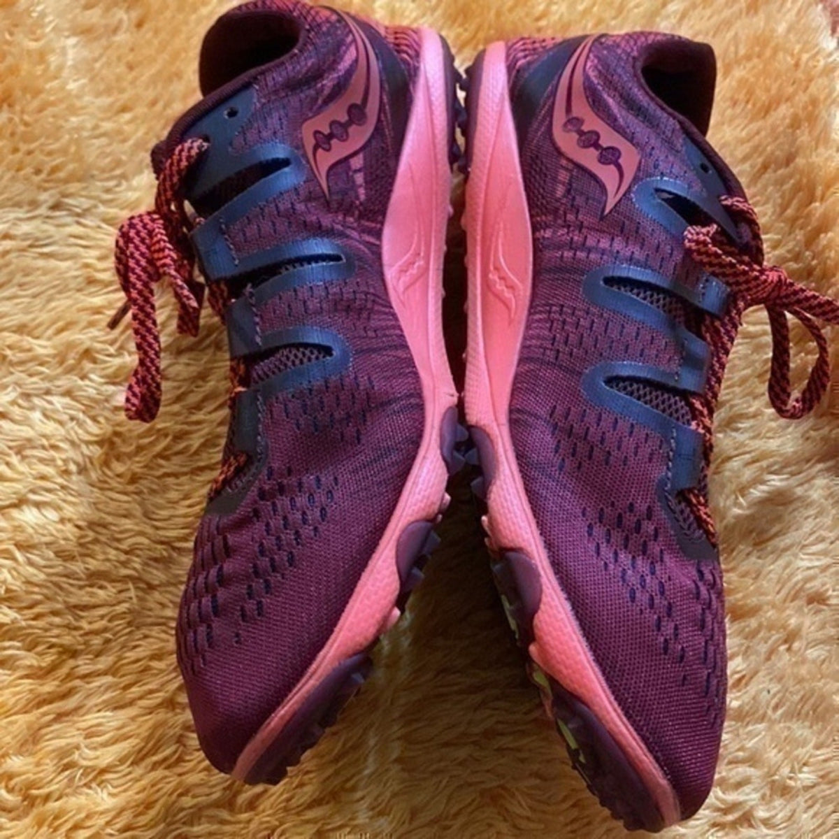 Saucony Racing Women's Carrera XC 3 Flat Running Shoes