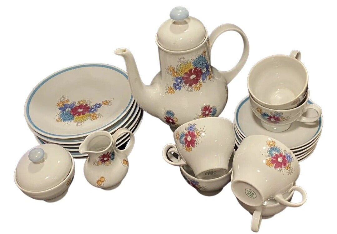 23 Piece Vintage KAHLA Floral Porcelain Tea Coffee Set Germany Blue Trim
