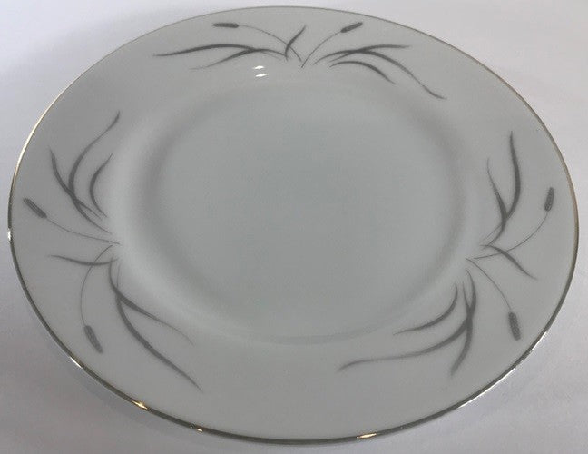 Mikas DUSK BREEZE Jyoto Japan # 8204 Mid-Century Fine China Collection Gold Trim