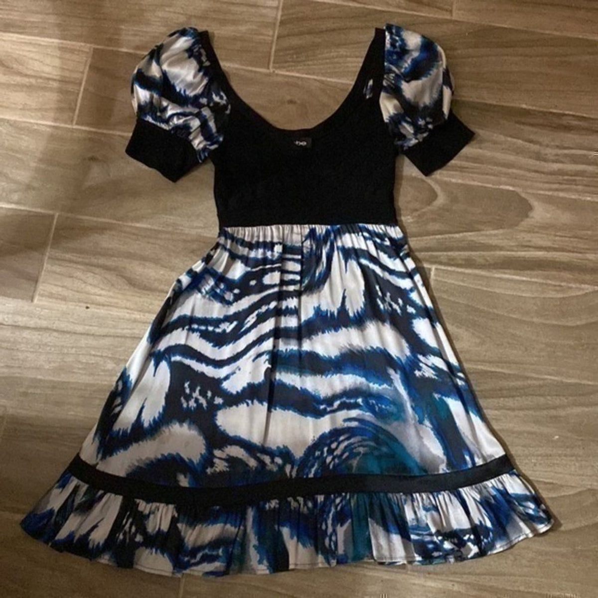 Bebe Puff Sleeve Flare Mini Dress Silk Spandex Small Black Blue 